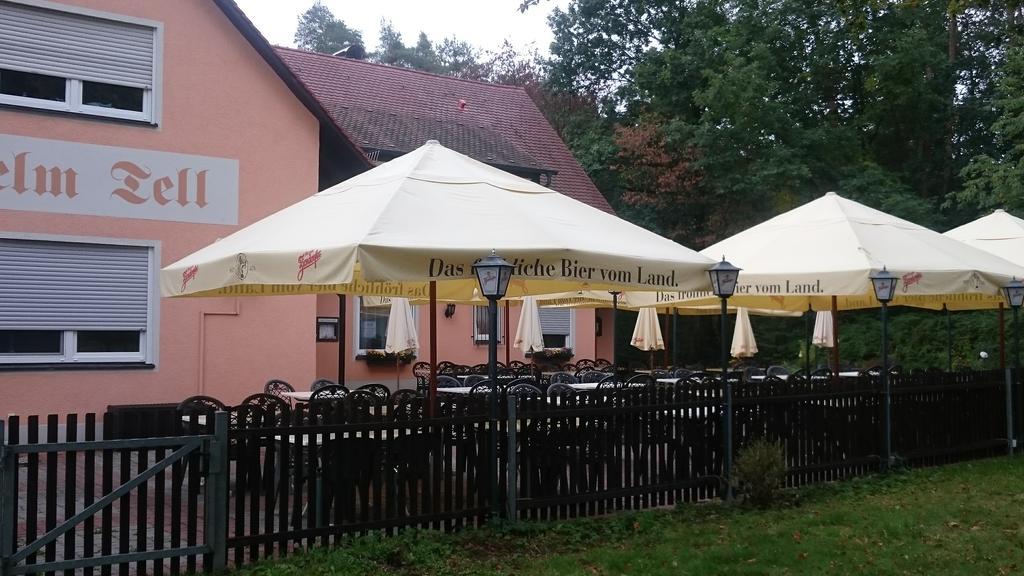 Gasthof Wilhelm Tell Fremdenzimmer Zirndorf Esterno foto